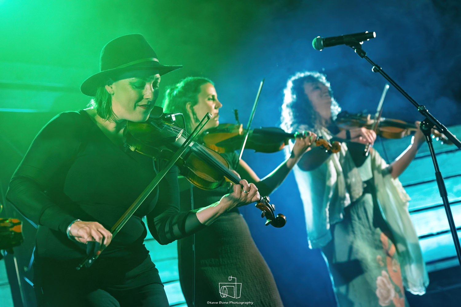 Gillian Boucher, Marika & Emily R