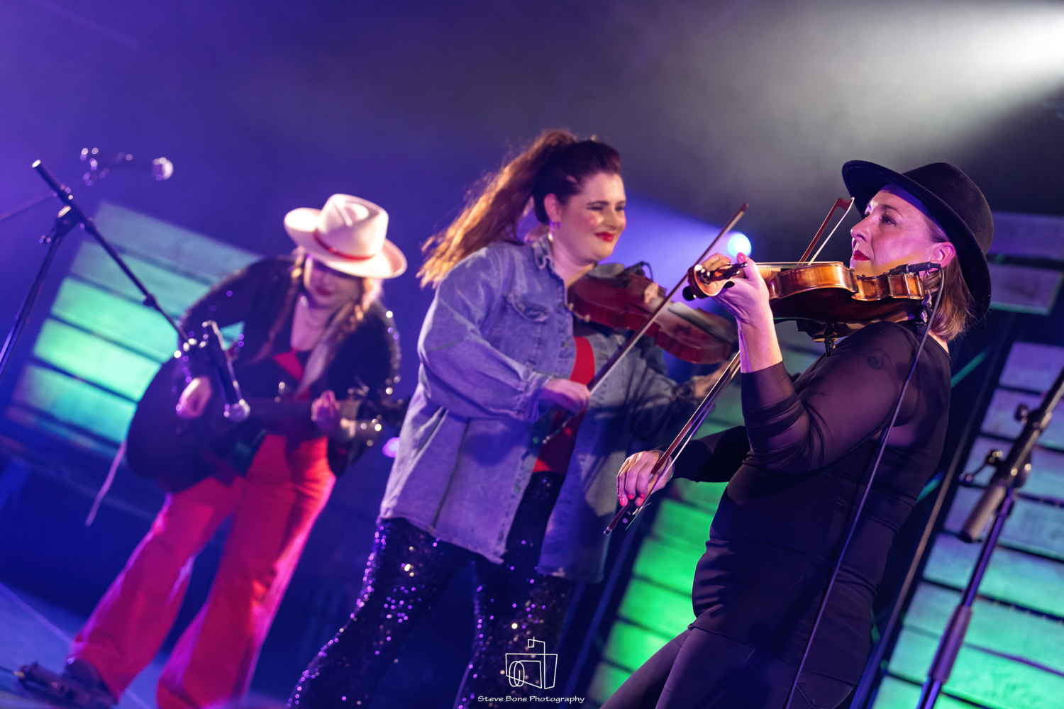 Cassie and Maggie ft. Gillian Boucher