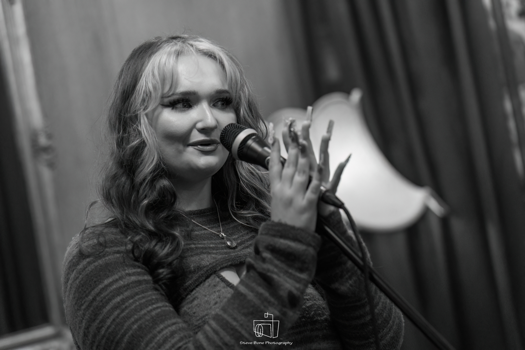 Chlo